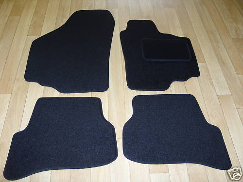 Car Mats for VW Golf Plus 2005-07 Tailored Fit Car Mat Set in Black VW Oval