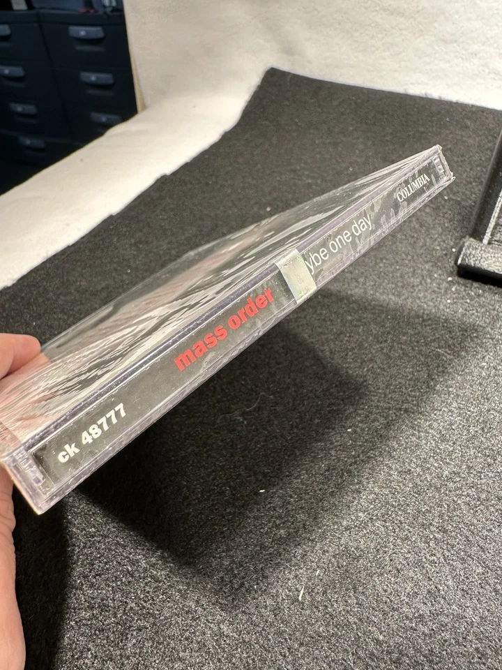 Maybe One Day - MASS ORDER (CD, 1992, Columbia) R&B/House *NEW* *SEALED* Foto 3 de 3