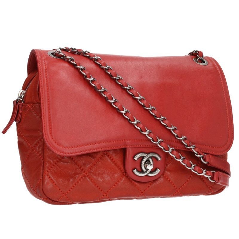 Chanel Quilted Switchable Flap Lambskin Chain Shoulder Bag 222620