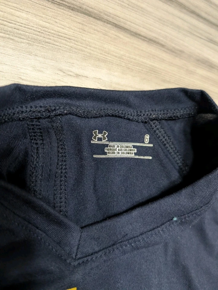 Under Armor Youth Size 6 Get Loud Irish Notre Dame Navy Blue Shirt - Image 3 of 4