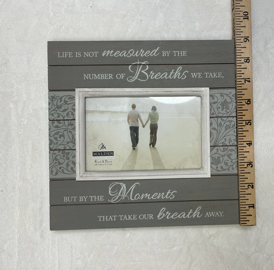 Malden Inspirational Rustic Wood Plank Photo Frame 4x6 Photo - Image 4 of 4