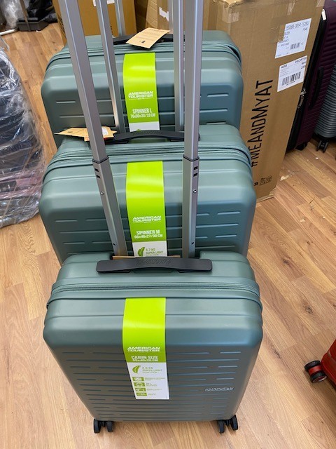 JUEGO DE ESTUCHES EXPANSIBLES VERDE O AZUL DE AMERICAN TOURISTER