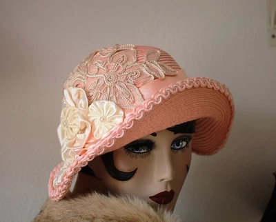 Vtg Antique 40\'s 50\'s Ladies Wide Brim Brown Hat with Orange missing 1Rhinestone Wide Brim Brown 1940s Vintage Hats for Women for sale | eBay main image 4