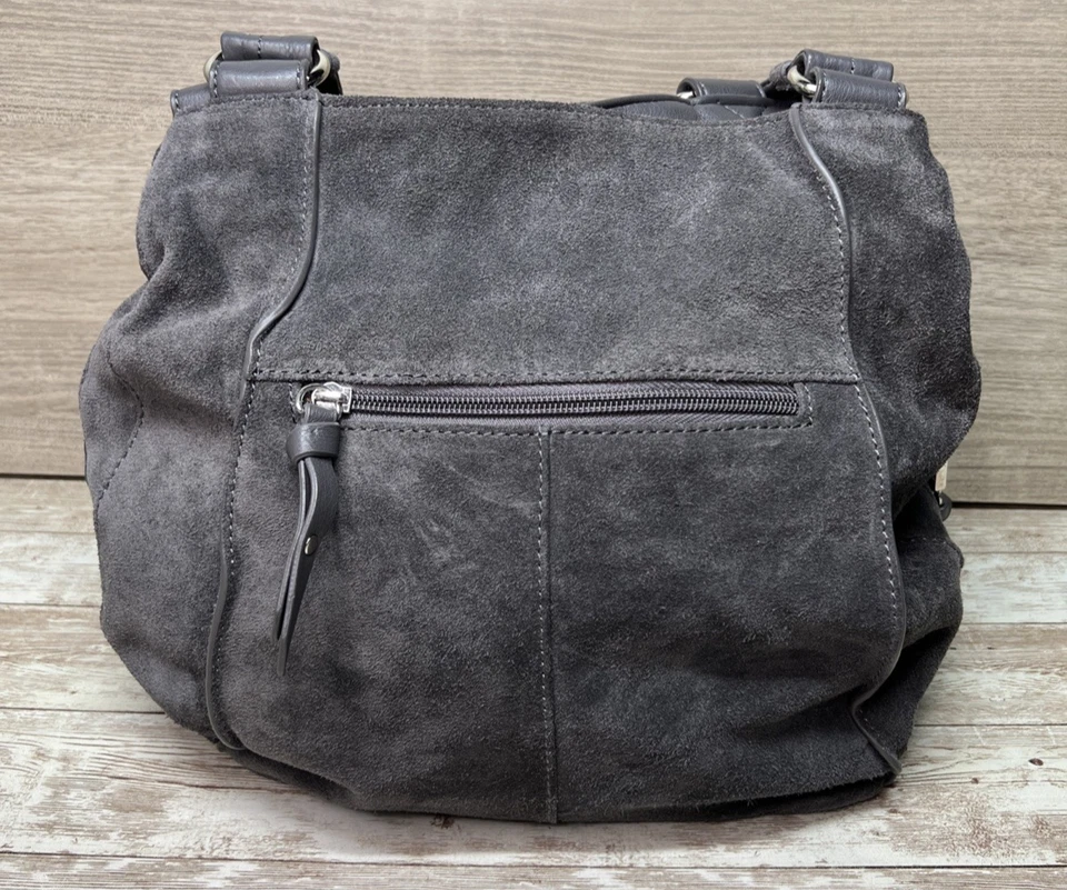 Cartera Tignanello Cubo Gamuza Cuero Cadena Dorada Interior Doble Asa Foto 2 de 4