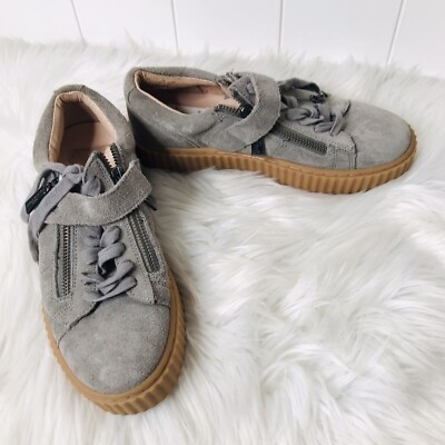 J/Slides NYC Lace Up Platform Shoes Sneakers Women's Size