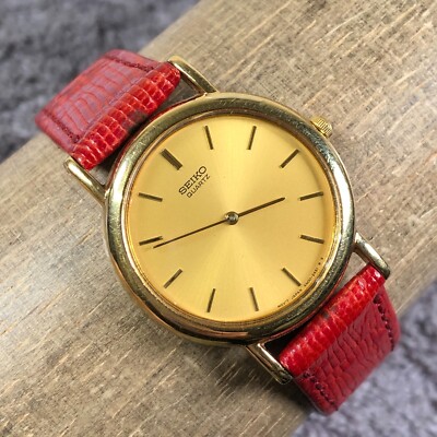 Vintage Seiko Women 4N00-0711 Red Leather 30mm Quartz Analog  display picture 3