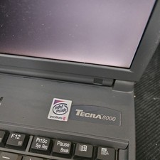 PC Portable Toshiba Tecra 8200 Vintage - Pentium III 128Mo - Testé / Fonctionne