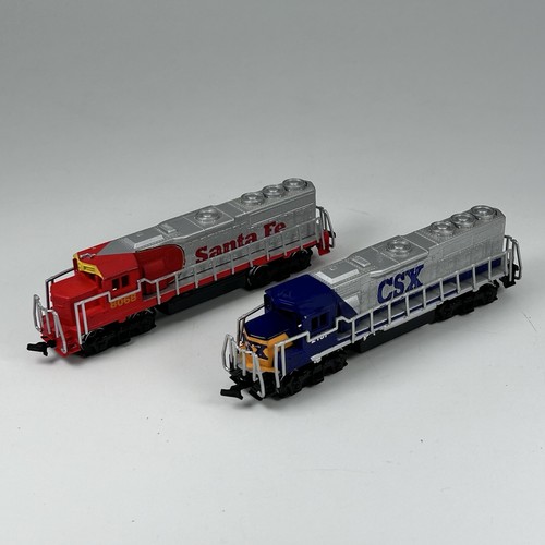 LIONEL SANTA FE GP-9 DIESEL TRAIN ENGINE IN ORIGINAL BOX