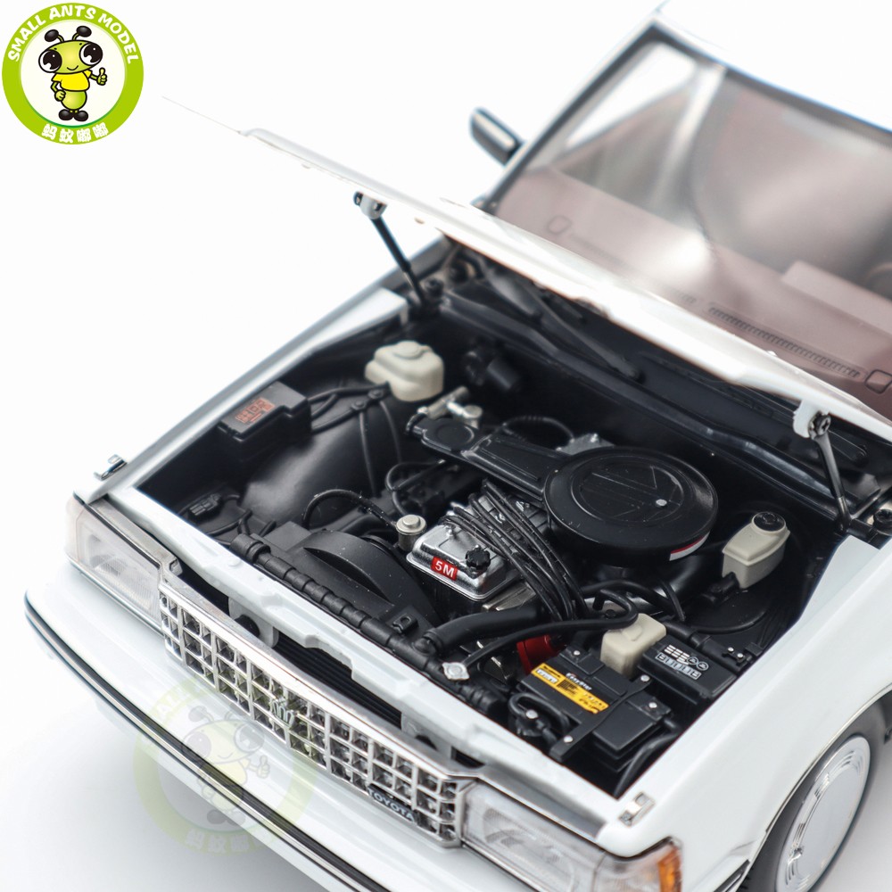 1/18 Toyota Crown Seventh Generation MS122 White Red Interior