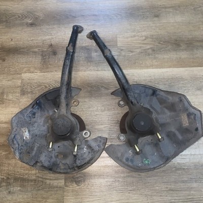 2001-2005 Lexus IS300 Front Right & Left Pair Spindle Knuckle Set 2JZGE OEM