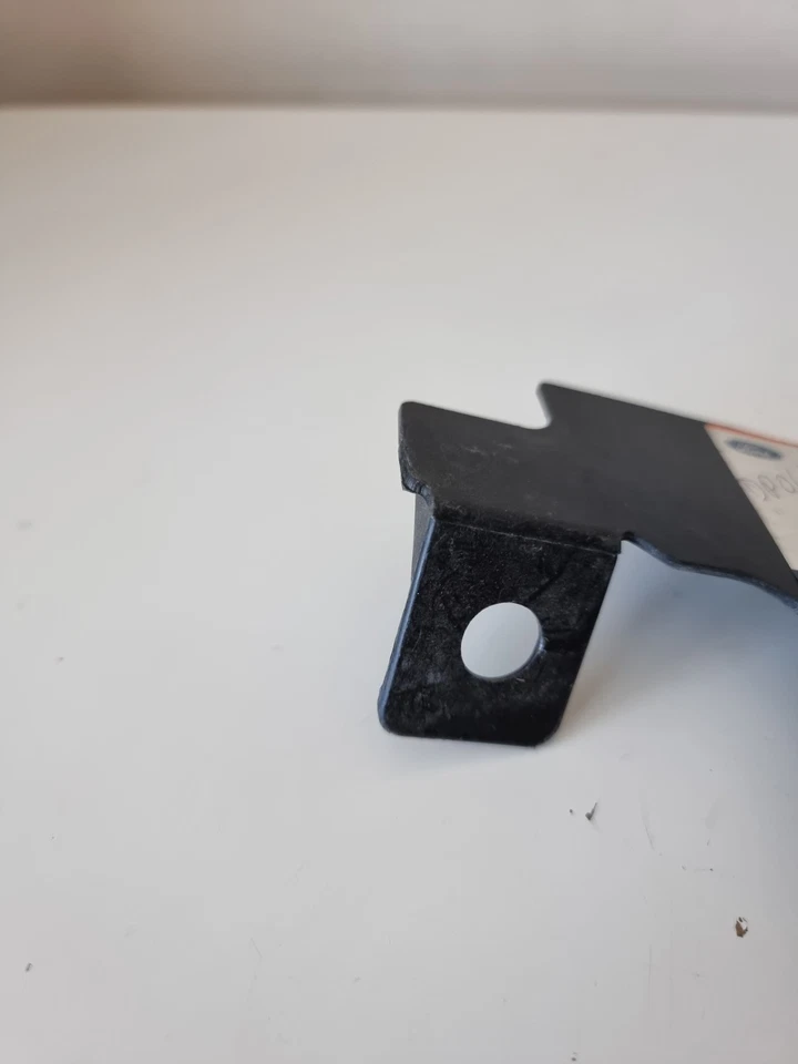 Genuine Ford LH Front Radiator Surround Air Deflector | 6S6H-A001A04-CA 1363613 - Image 3 of 4