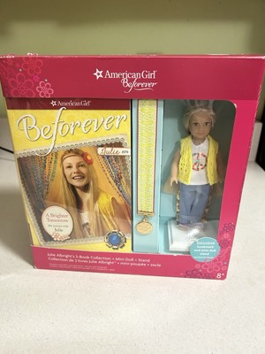 American Girl JULIE Mini Doll & Stand & 3 Book Set Beforever New In Box    