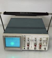 Tektronix 2213A Dual Trace 60 MHz Oscilloscope
