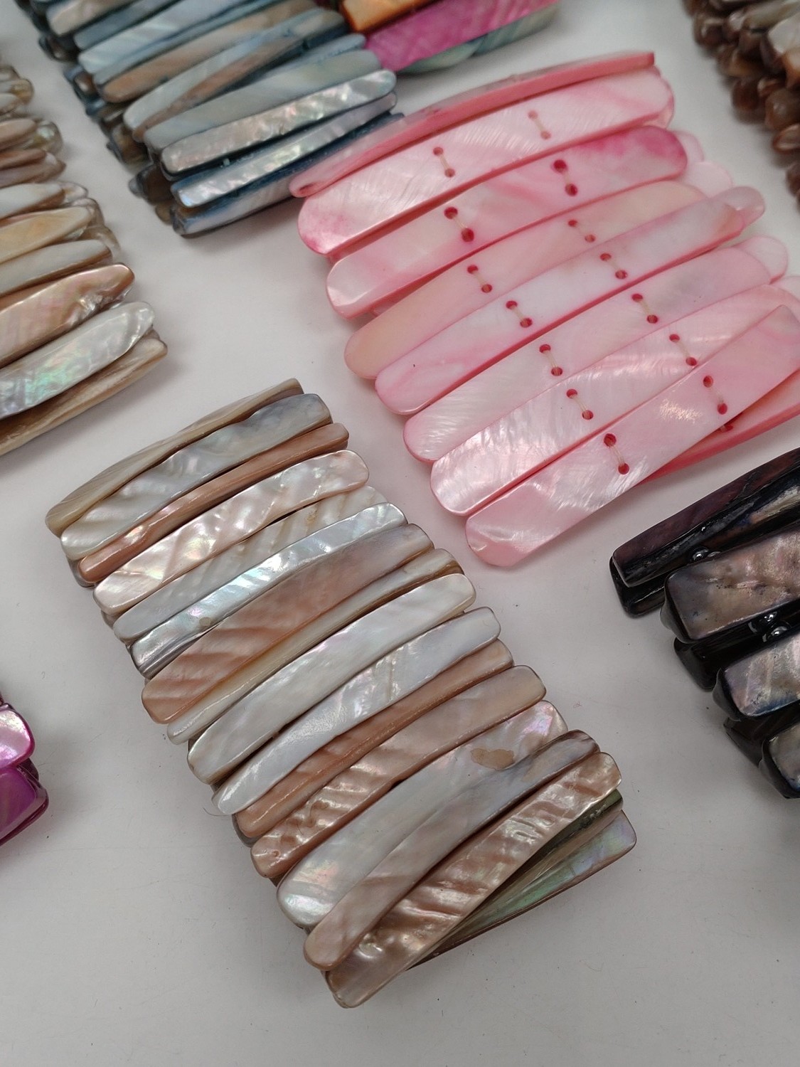 Large Bundle Shell Stretch Bracelets Job Lot 36 B… - image 17
