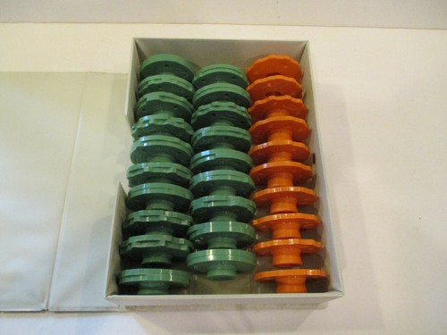 29 Sears Kenmore Sewing Machine PATTERN CAMS in the Original Storage Case - Picture 2 of 3