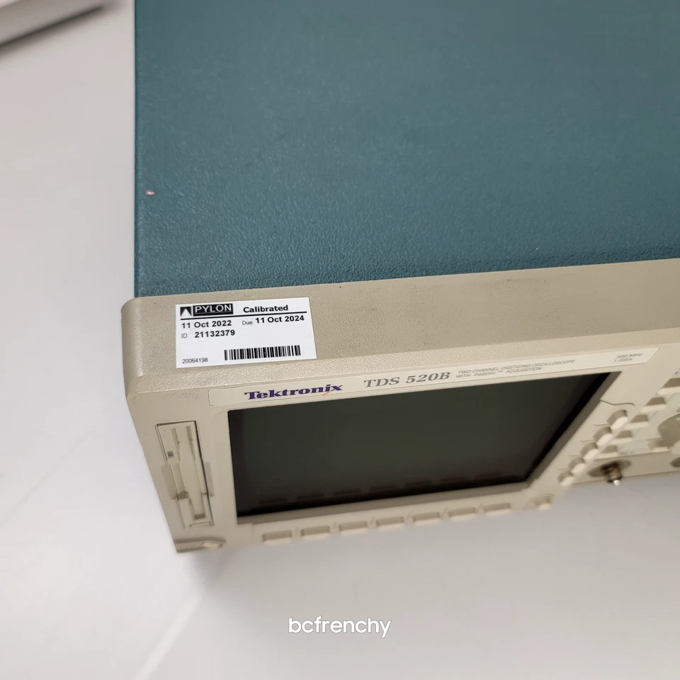 Tektronix TDS 520B 500MHz 1GS/s Still Was Calibrated Until Oct 2024 - No Probes - Image 4 of 4