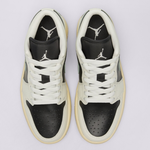 Jordan 1 Low 'Jade Smoke' Black Green Sail DC0774-001 Women's Sz 6-8.5 Air Retro - Picture 5 of 9