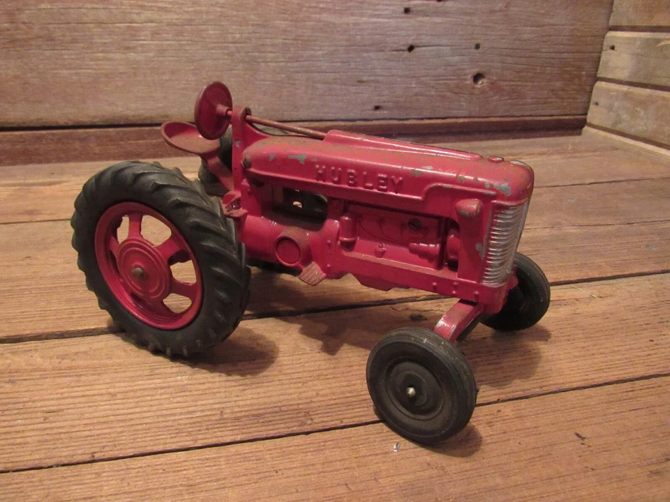 Tractor agrícola HUBLEY fundido a presión de colección - ¡RESTAURACIÓN o PIEZAS! Foto 2 de 4