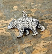 Retired James Avery Sterling Silver Bear Pendant 11.3gr