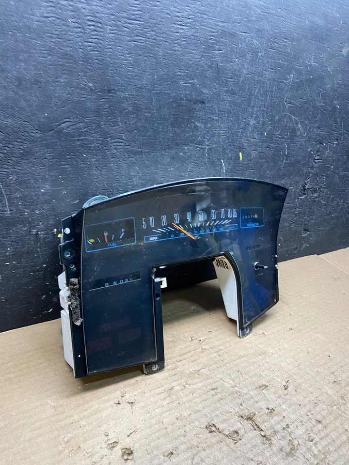 Oldsmobile Cutlass Calais 1988 velocímetro calibre de racimo OEM S6185 DG Foto 3 de 4