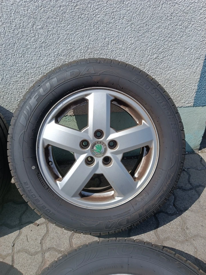 Skoda Octavia 1U 1U5 205/60 R15 Sommerreifen Sommerräder Sommer Räder ALU - Bild 4 von 4