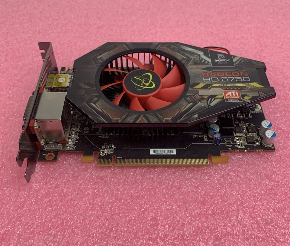 XFX ATI Radeon HD 5750 1GB Video Graphics Card - Image 2 of 4