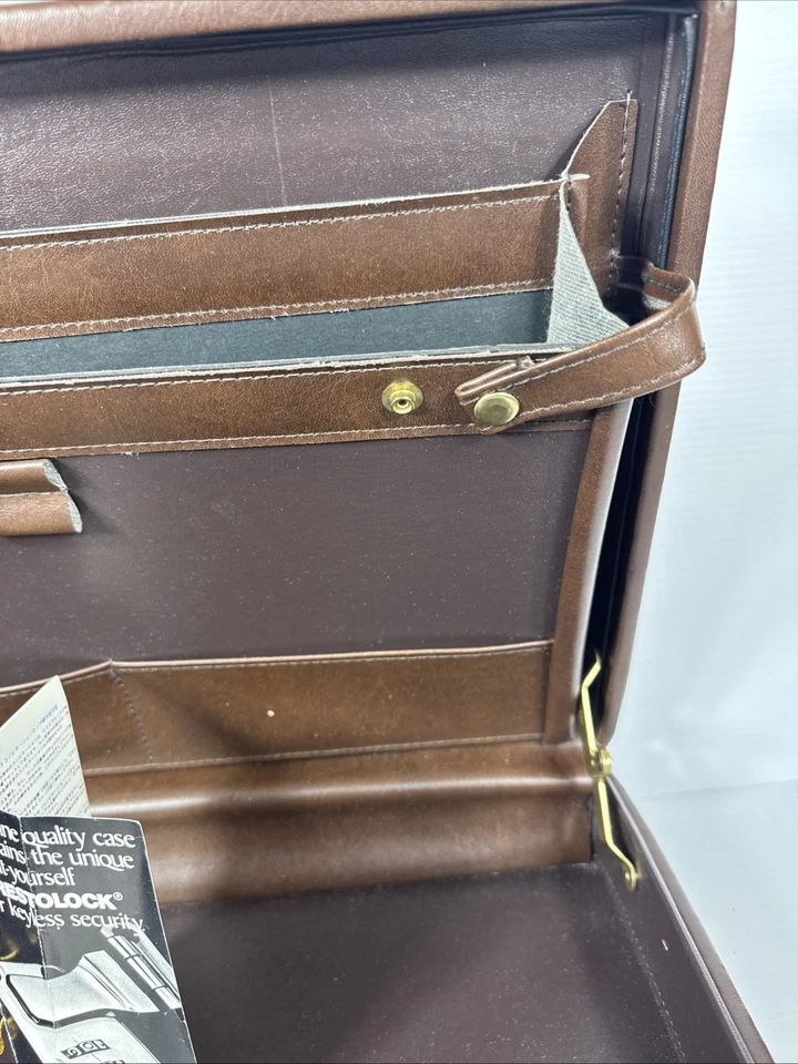 Maletín de colección Airway Presto Combination Lock para hombre de cuero con clase Foto 4 de 4