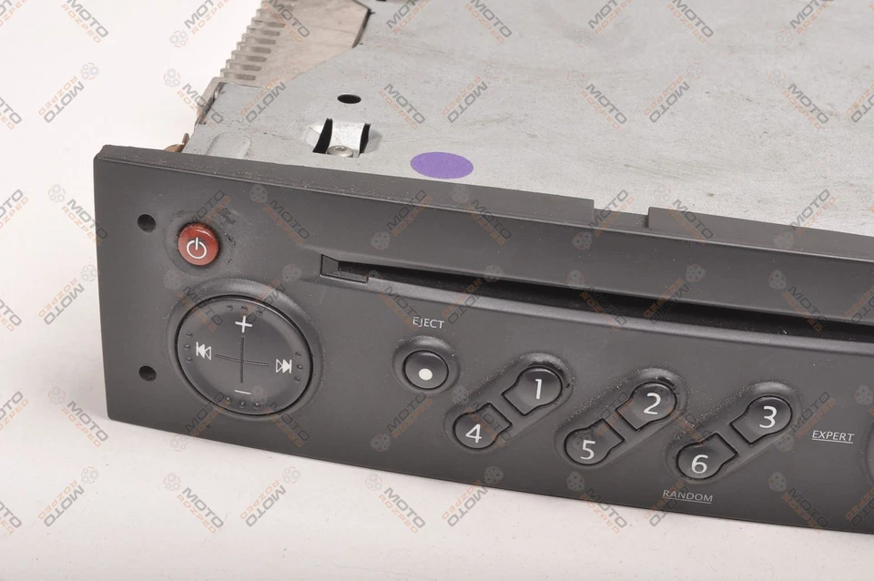 RENAULT MEGANE II 1.5 dCi 106PS Radio Autoradio 8200483757 - Bild 2 von 4