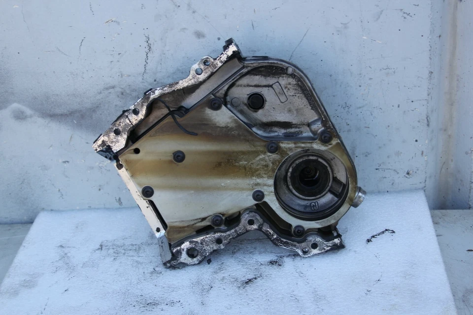 CUBIERTA CADENA DISTRIBUCIÓN SUPERIOR IZQUIERDA RAM 1500 GRAND CHEROKEE 2014-2019 3,0 L (VN88) OEM Foto 2 de 4