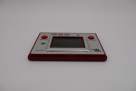 Nintendo Game & Watch &ndash; Time-Out Toss-Up / Ball Handheld Electronic Game (1980)
