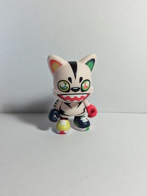 Superplastic Janky Series 4 ELECTROKITTY 3.5'' Mini Vinyl Art Figure