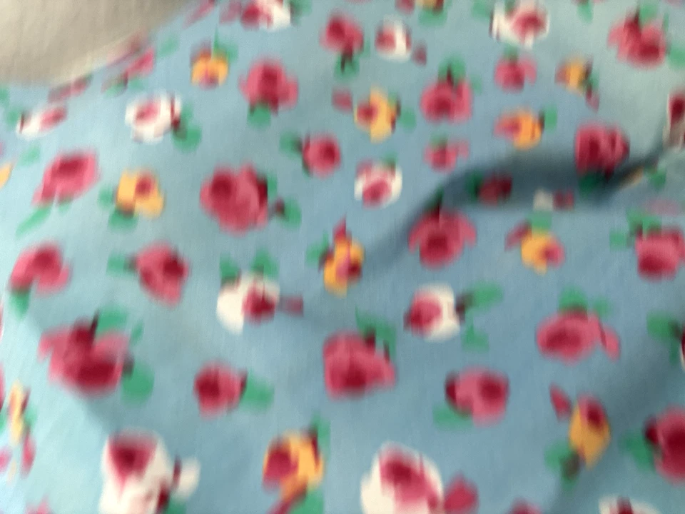 13WX62L Vtg CRANSTON Floral FLOWER Quilt Fabric Cotton Blue Pink Yellow Roses - Image 3 of 4