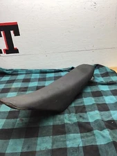 2004 04 KAWASAKI KX250F Complete Seat Assembly - Pan Foam Cover - Saddle rmz250