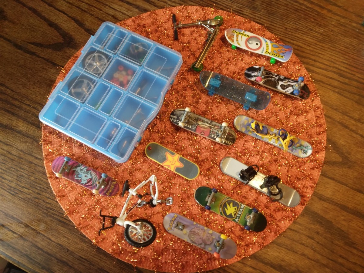 Vintage 90s RARE Mini Techdeck Skateboard Snowboard Scooter
