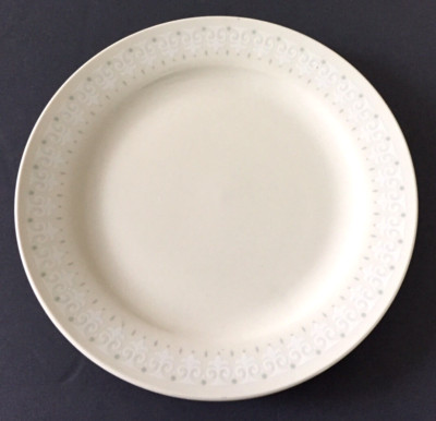 Kun-Lun China Sage Green, Off White & Beige - 7'' SALAD / BREAD PLATE