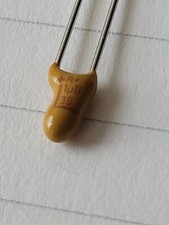 20pcs - 1uF 35V - Tantalum Dipped Capacitor