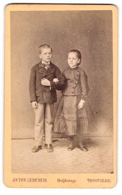Photograph Anton Lehemeir, Trostberg, couple of children in fashionable clothes 