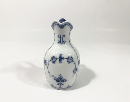 Royal Copenhagen Blue Fluted Half Lace 1180 Oil Vinegar Cruet Jar 1889 – 1922 - Picture 5 of 10