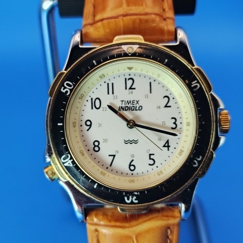 Vintage 2004 Timex Expedition 35mm Mens Quartz Field Watch New Leather Strap