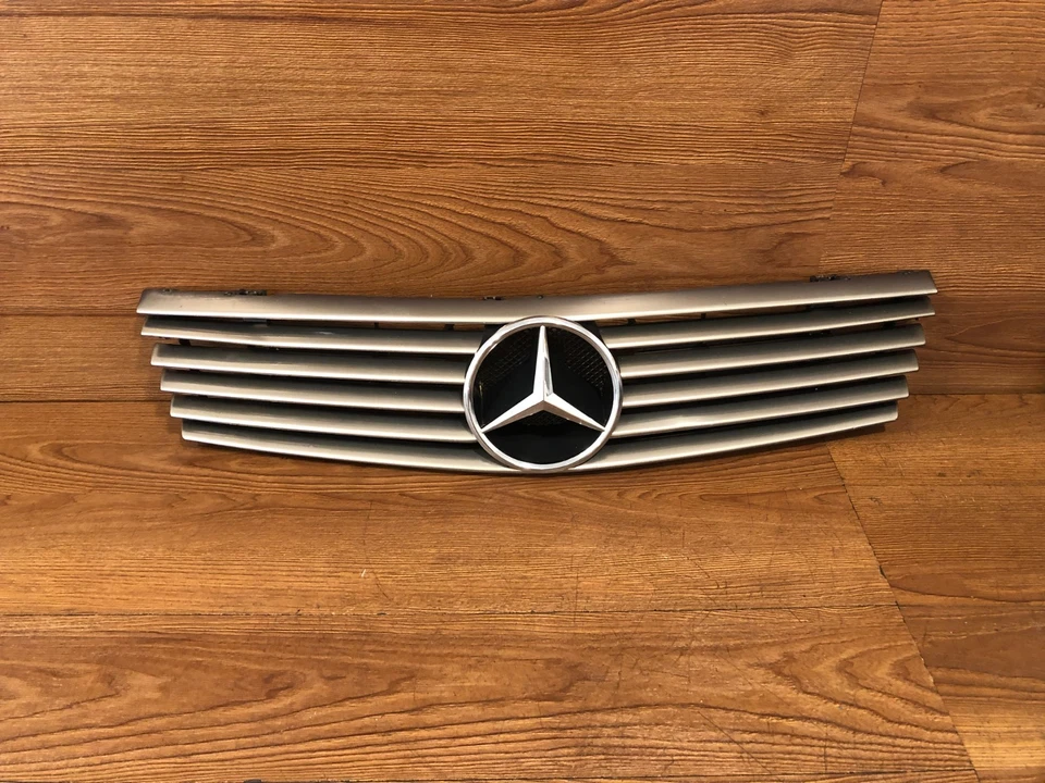 MERCEDES BENZ R129 SL500 SL320 1990-2002 CAPÓ DELANTERO REJILLA RADIADOR OEM #2 Foto 2 de 4