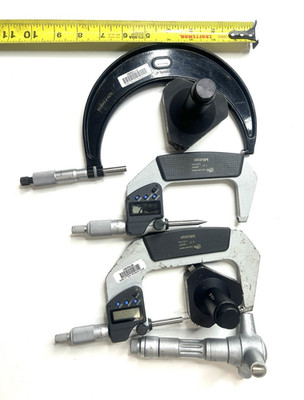 Mitutoyo 2-3 in Electronic Outside Micrometer 0.00005 in Res 368-168-30
