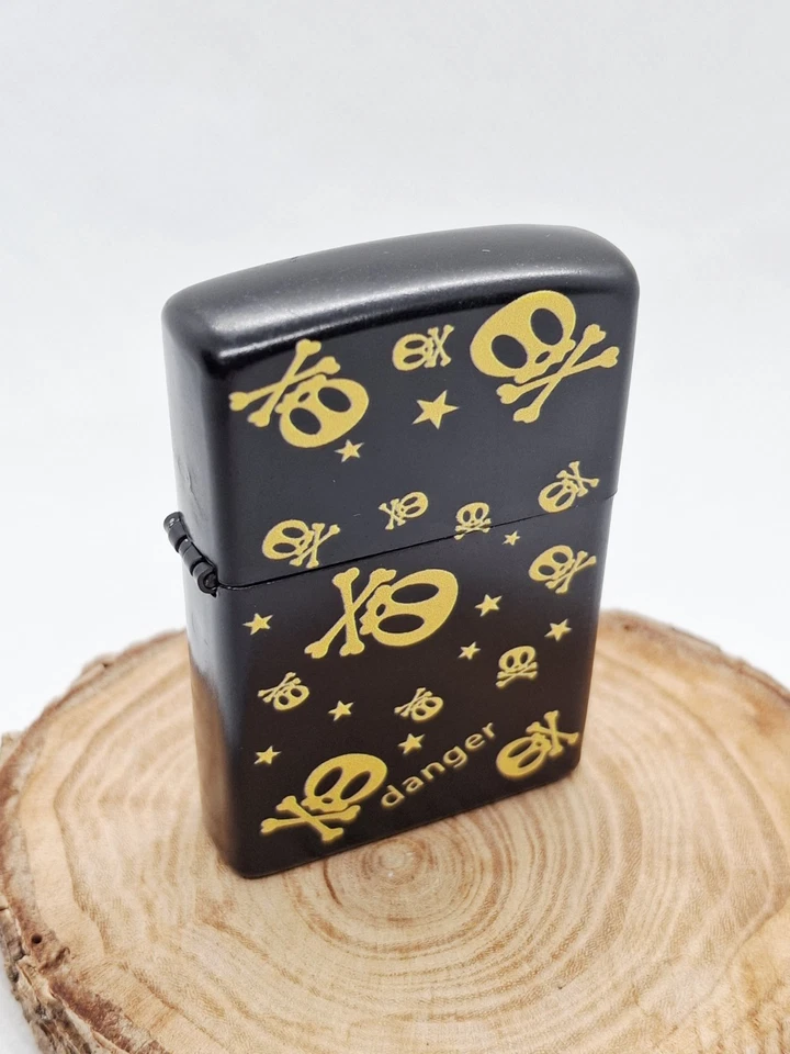 New Skull & Bones Danger Pocket Cigarette Lighter Petrol & Flint Working Order - Image 2 of 4