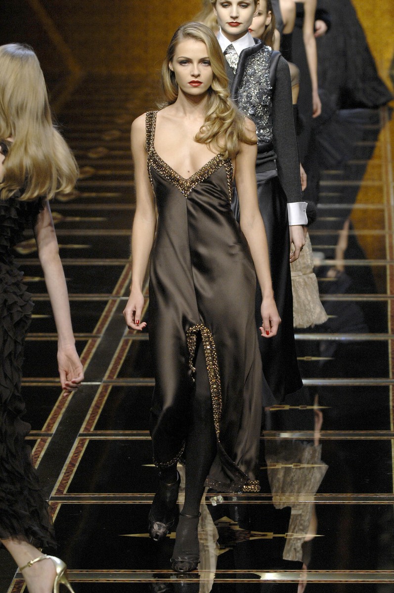 VALENTINO AW2007 Runway Vintage Embellished Open Back Long Dress US4 | eBay