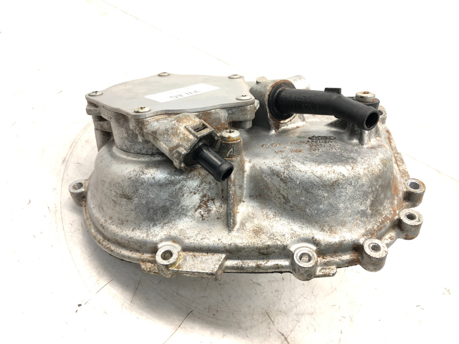 2014-2018 BENTLEY FLYING SPUR 4.0L V8 ENGINE CYLINDER HEAD TIMING CHAIN COVER OE