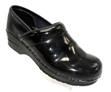 BJORNDAL Ally Womens 7.5 BLACK Patent Leather Stapled Professional Nursing Clogs