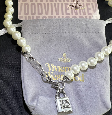 Vivienne Westwood｜パドロックネックレス　シルバー×ホワイト 新品 Vivienne Westwood ヴィヴィアンウエストウッド ペンダント