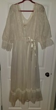 Vtg. Tosca Lingerie Cali. Sheer Lace Bridal Peignoir Nightgown Robe Set Large