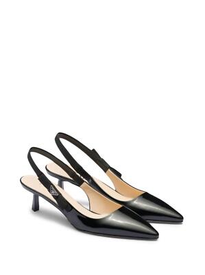 靴 Prada lace up kitten heel pointed toe Prada lace up kitten heel pointed toe