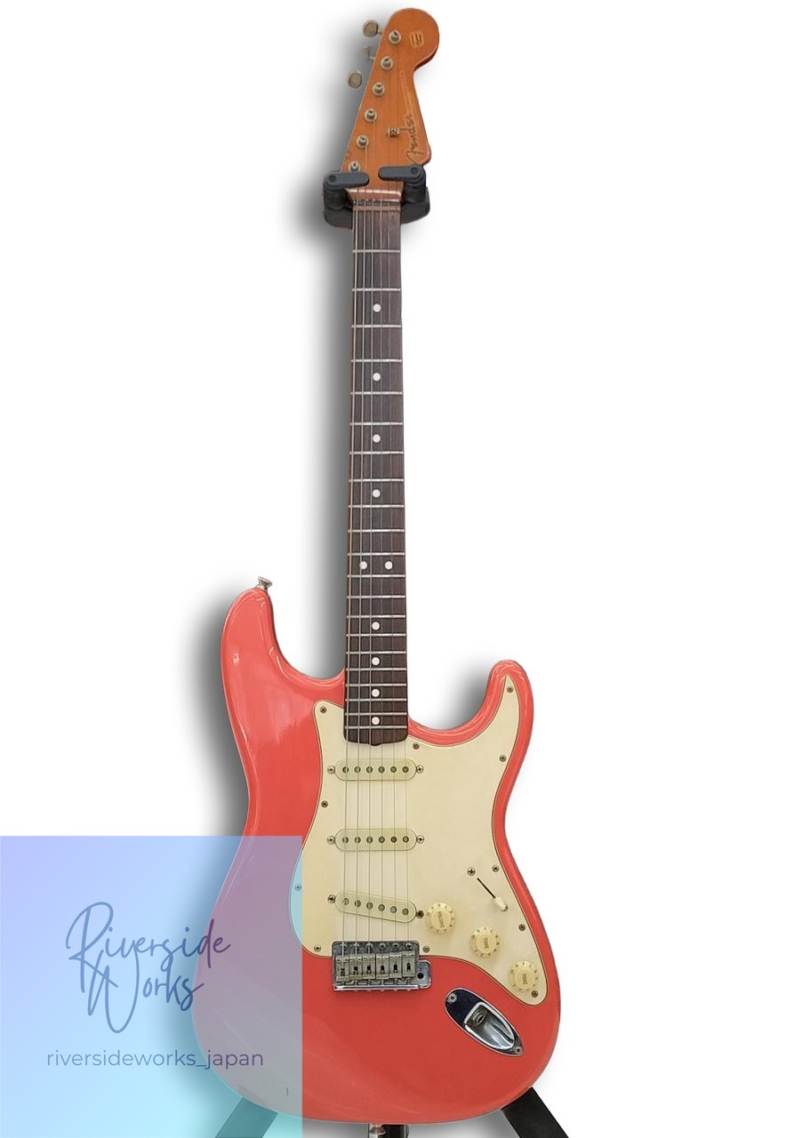 FENDER USA Stratocaster American Vintage ’62 ST Electric Guitar