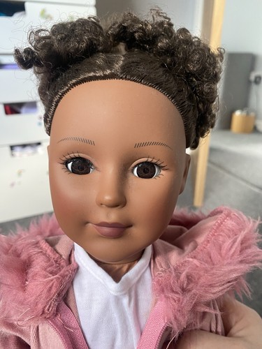 Design a friend Doll - Picture 3 of 4